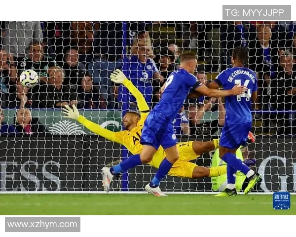 英超联赛第一轮热身赛：切尔西4比2击败曼联，瓦尔迪破门助莱斯特城3-0完胜南安普顿