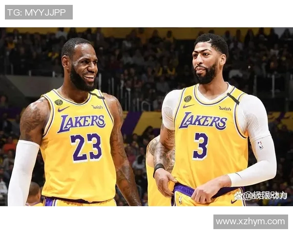 湖人对阵热火的精彩技术统计分析与比赛亮点回顾 湖人对阵热火的精彩技术统计分析与比赛亮点回顾